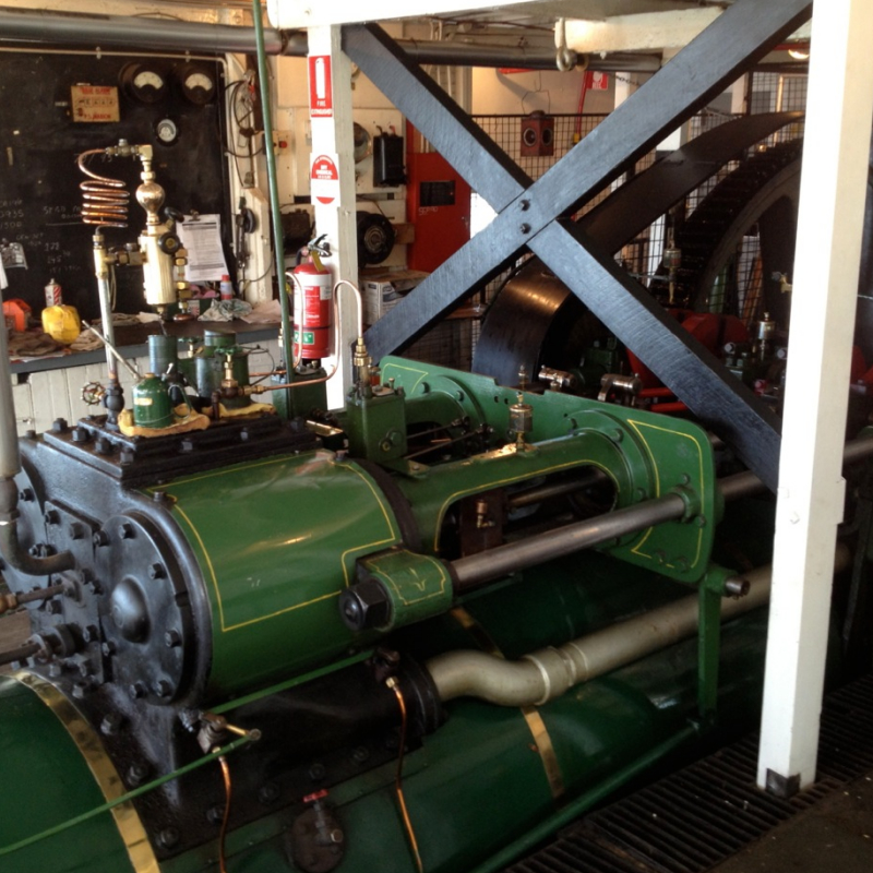 Paddle Steamer engine